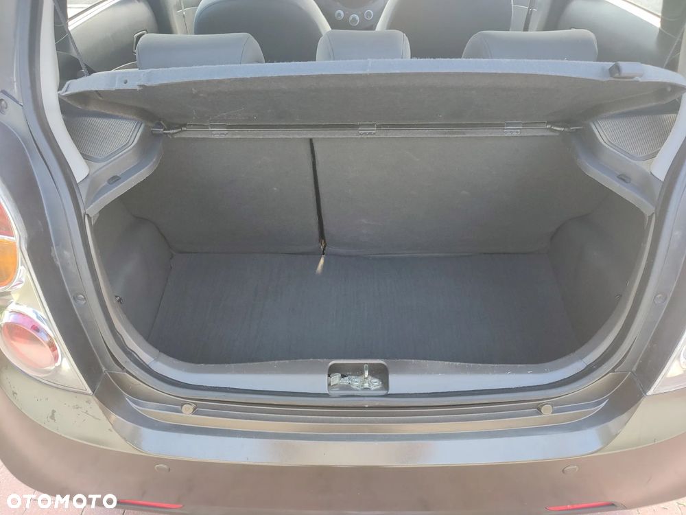Chevrolet Spark - 20