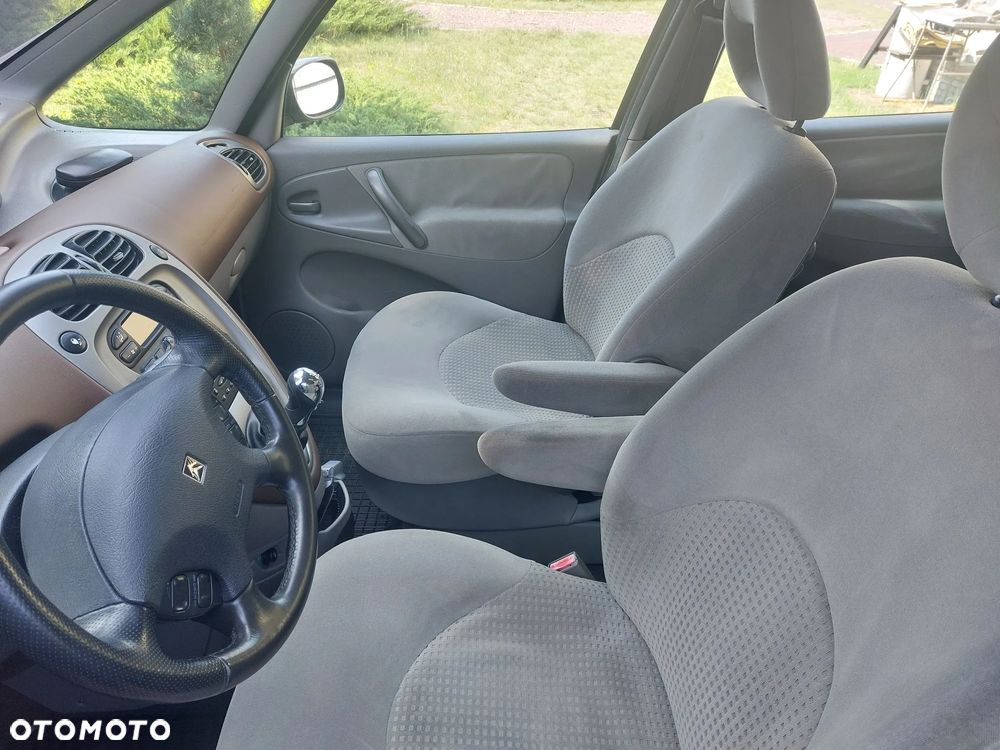 Citroën Xsara Picasso 2.0 HDI Exclusive - 6