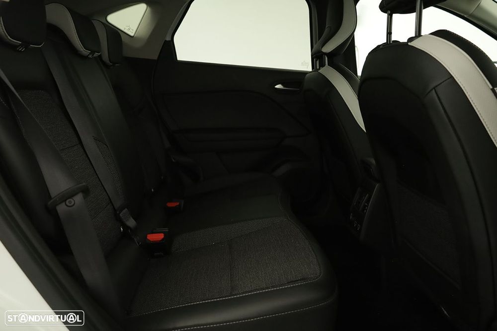 Renault Captur 1.0 TCe Techno Bi-Fuel - 23