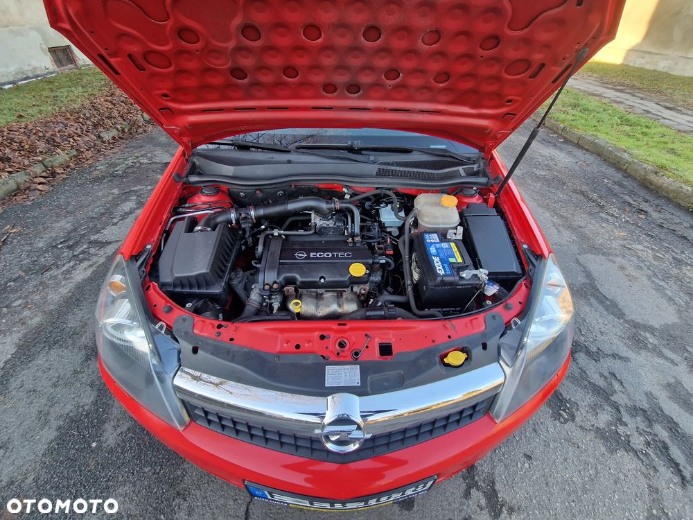 Opel Astra 1.4 Selection 110 Jahre - 18