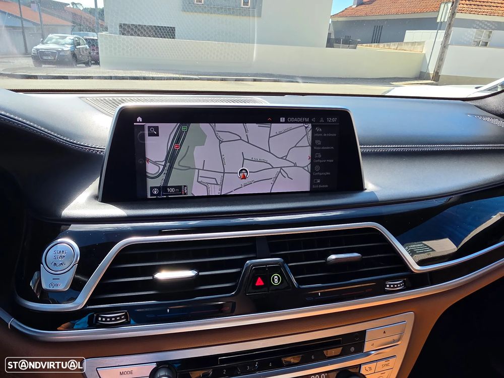 BMW 730 d Pack M Auto - 21