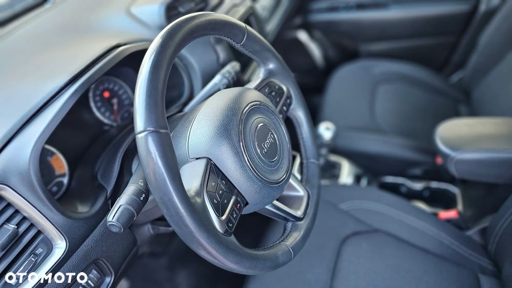 Jeep Renegade 1.6 MultiJet Limited - 37