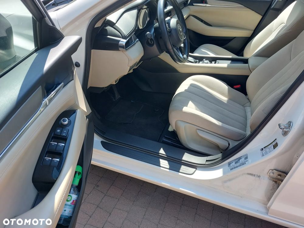 Mazda 6 - 10