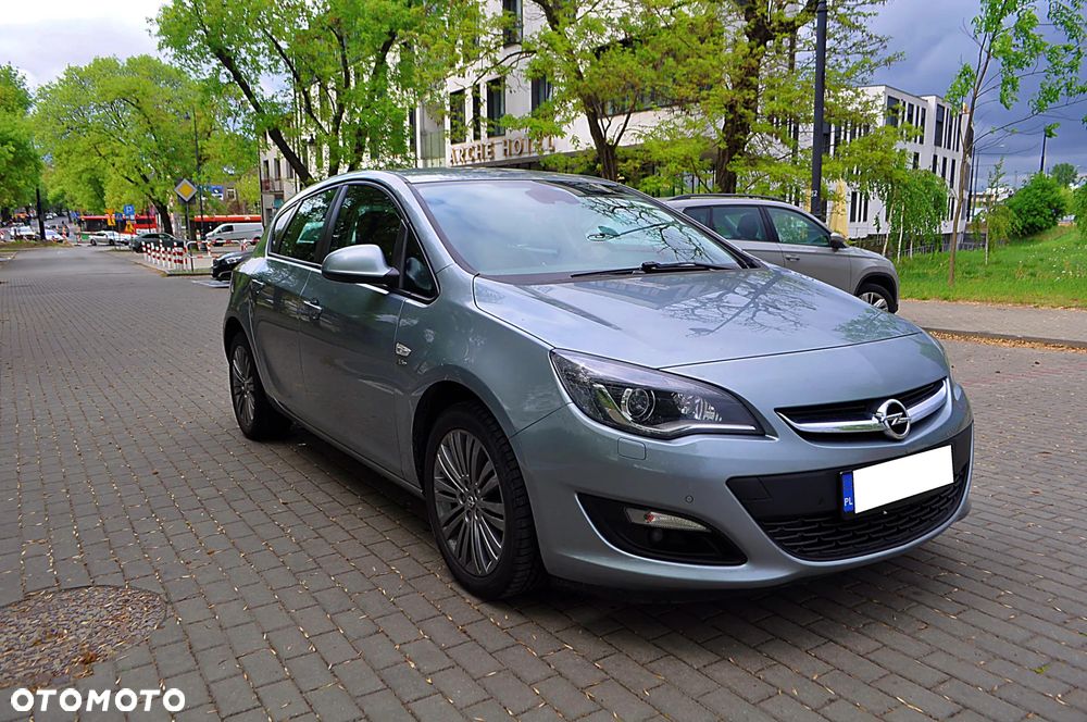 Opel Astra 1.4 T Cosmo - 3