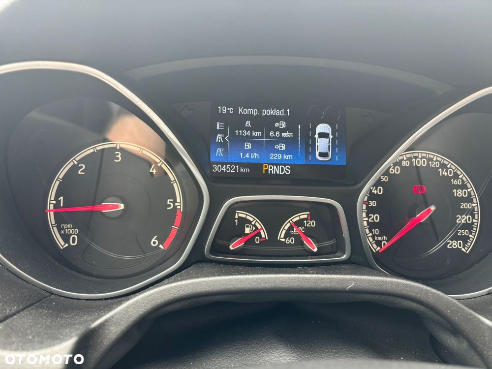 Ford Focus 2.0 TDCi ST-2 PowerShift - 14