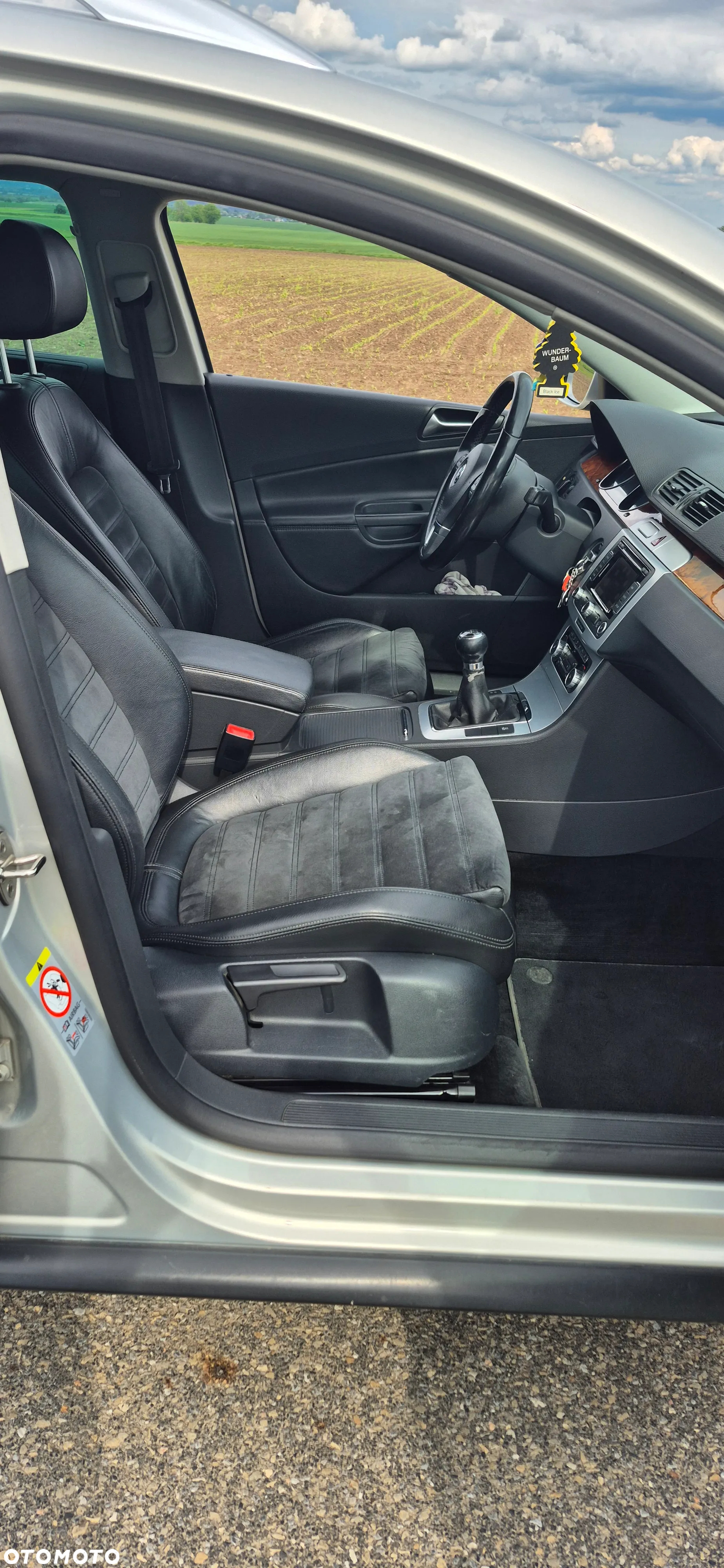 Volkswagen Passat 2.0 TDI DPF Highline - 5