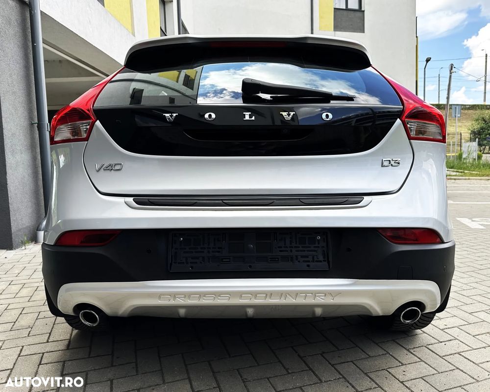 Volvo V40 D3 Aut Summum - 35