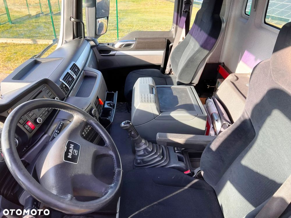 MAN TGS 26.360 cysterna benzyny - 13