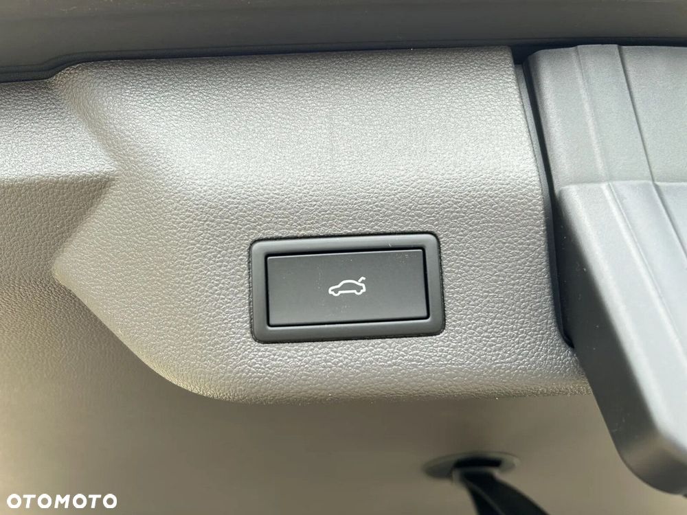 Volkswagen California - 35