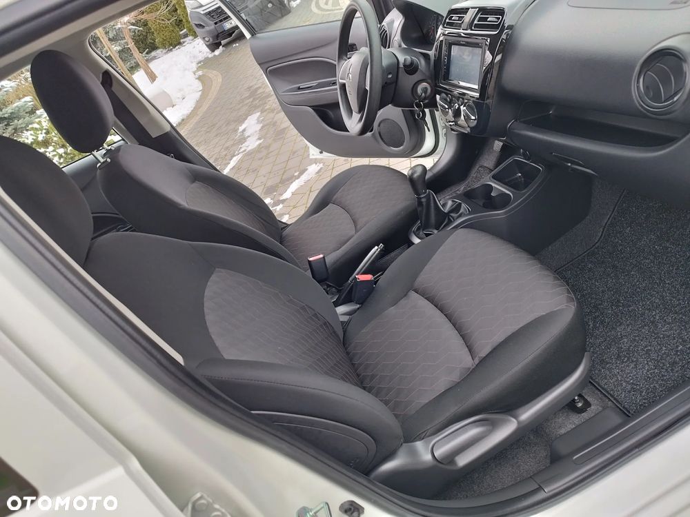 Mitsubishi Space Star 1.2 AS&G Invite SDA - 24