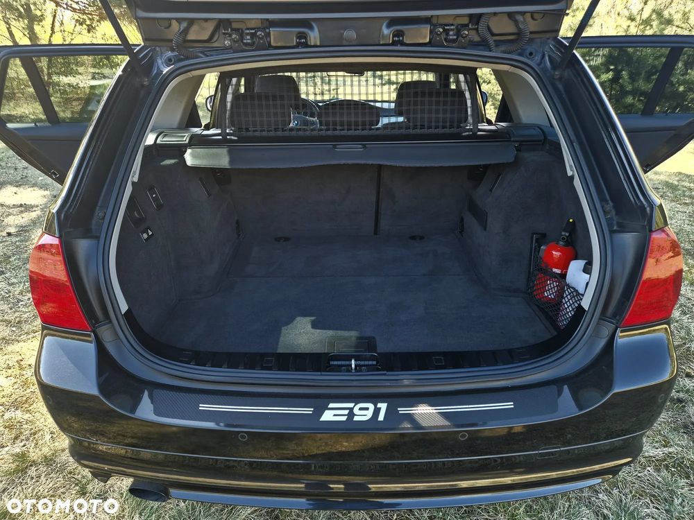 BMW Seria 3 - 28