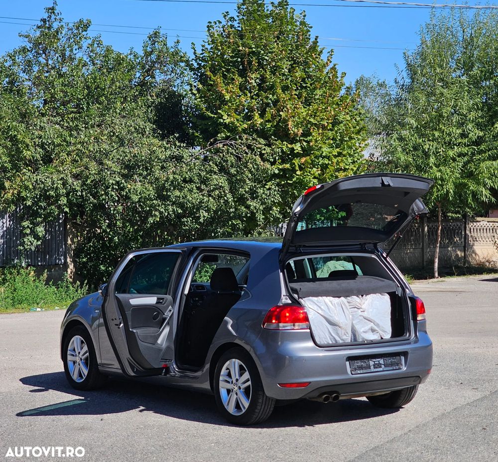 Volkswagen Golf 2012 photo 3