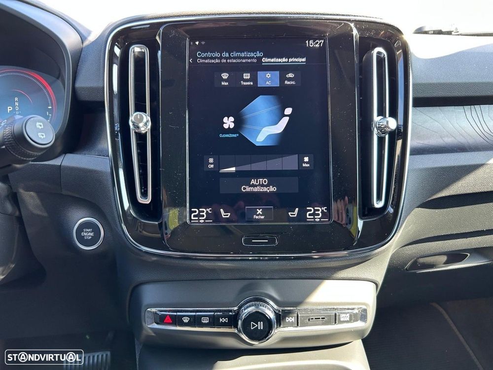 Volvo XC 40 1.5 T4 PHEV Plus Dark - 19