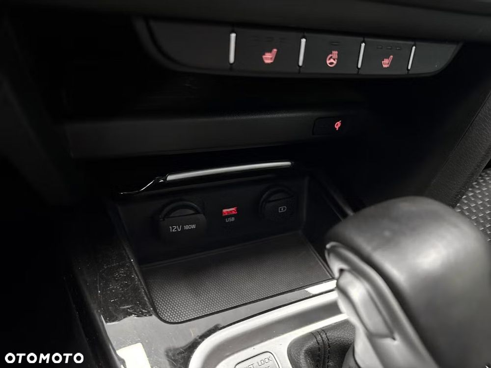 Kia Ceed 1.6 GDI PHEV L DCT - 27