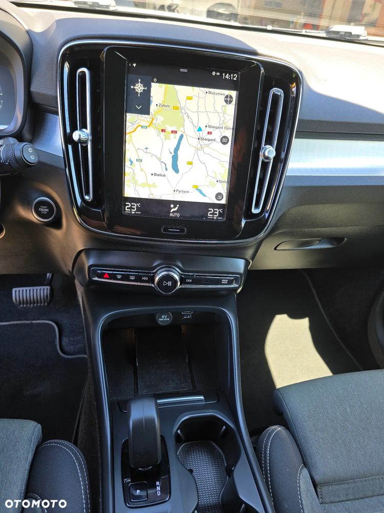 Volvo XC 40 T4 Recharge DKG Ultimate Dark - 6