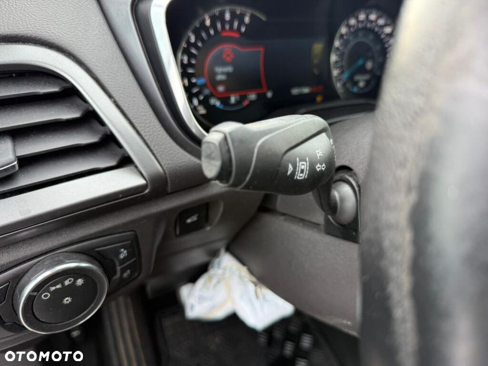 Ford Mondeo 2.0 EcoBlue Titanium - 11