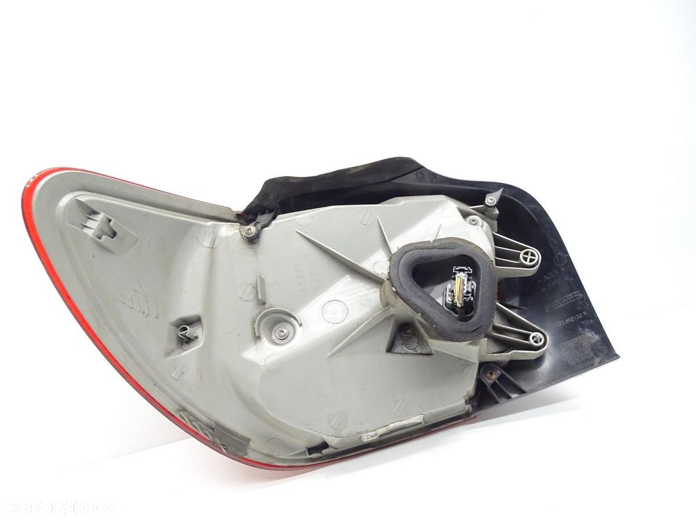 LAMPA PRAWA PRAWY TYŁ TYLNA A1769062400 MERCEDES W176 A-KLASA LED - 7