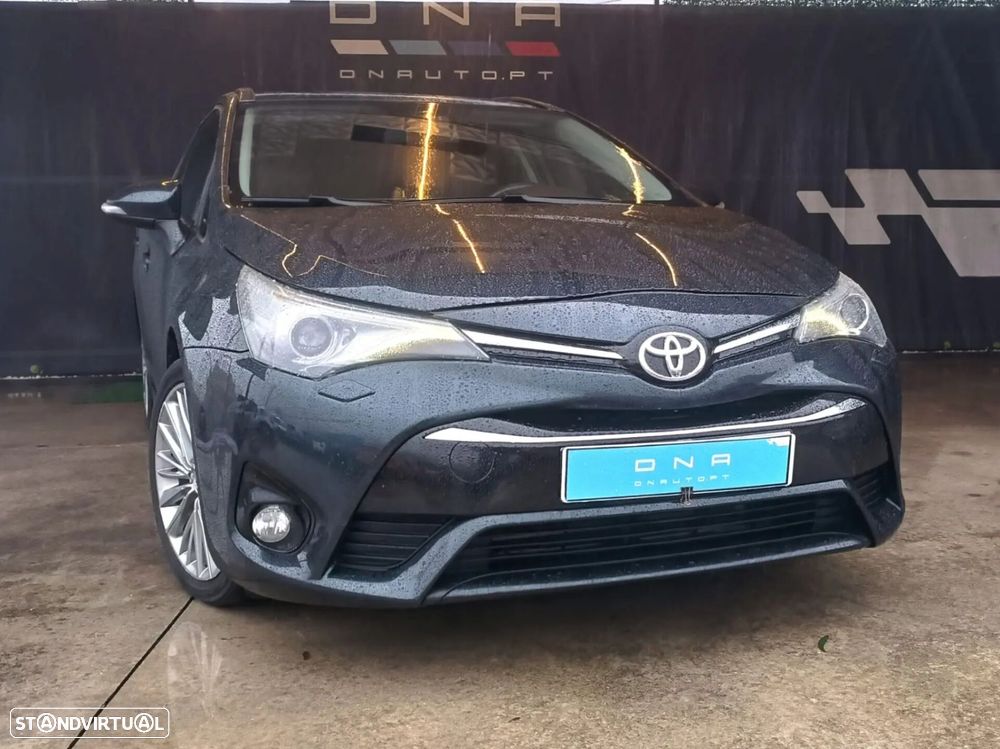 Toyota Avensis Touring Sports 2.0 D-4D Exclusive+GPS - 1
