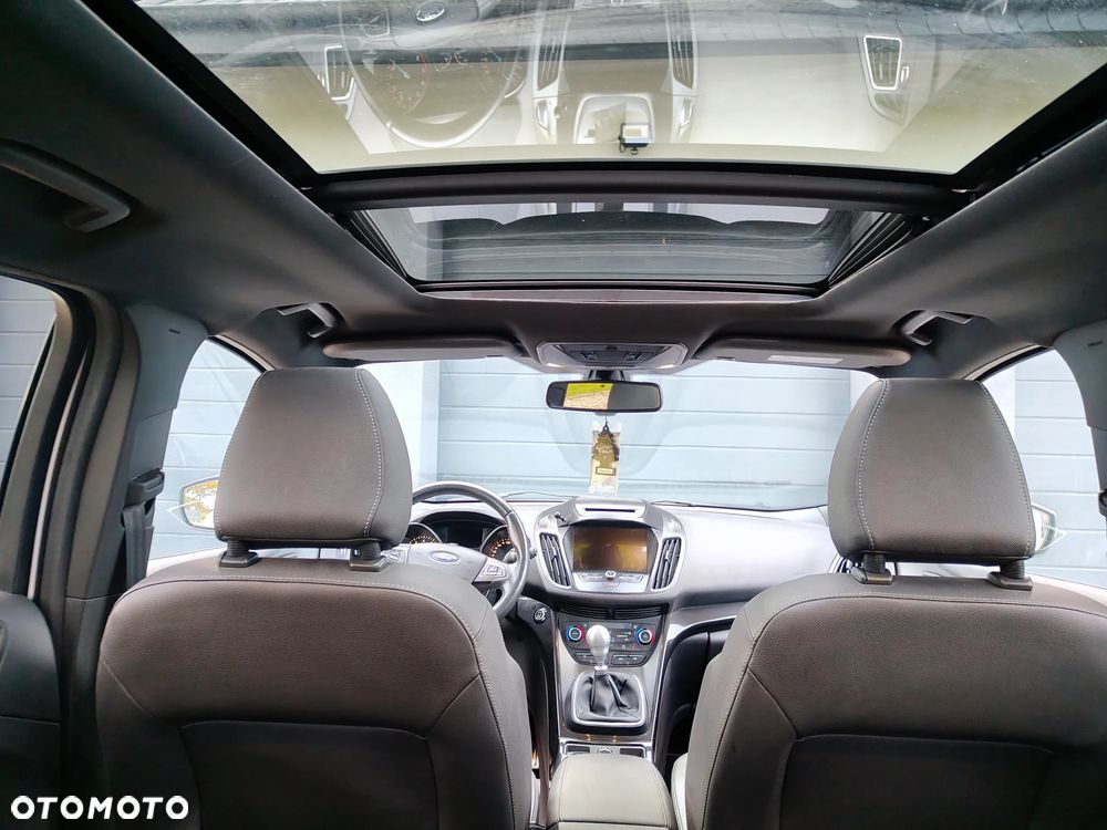 Ford Kuga 1.5 EcoBoost ST-LINE - 22