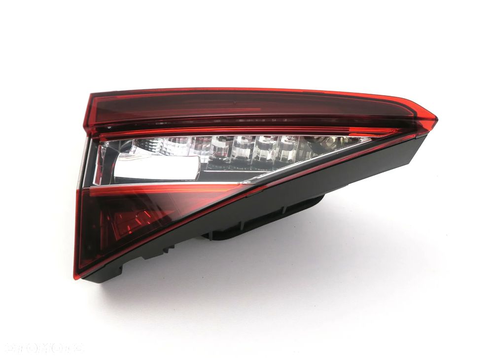 SKODA SUPERB 3 III kombi 3V9 Lampa LED klapa tył L ORYGINAŁ OE - 11