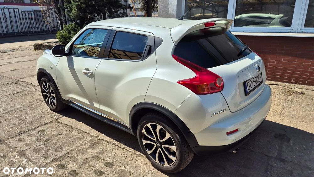 Nissan Juke 1.6 T Tekna 4x4 - 4