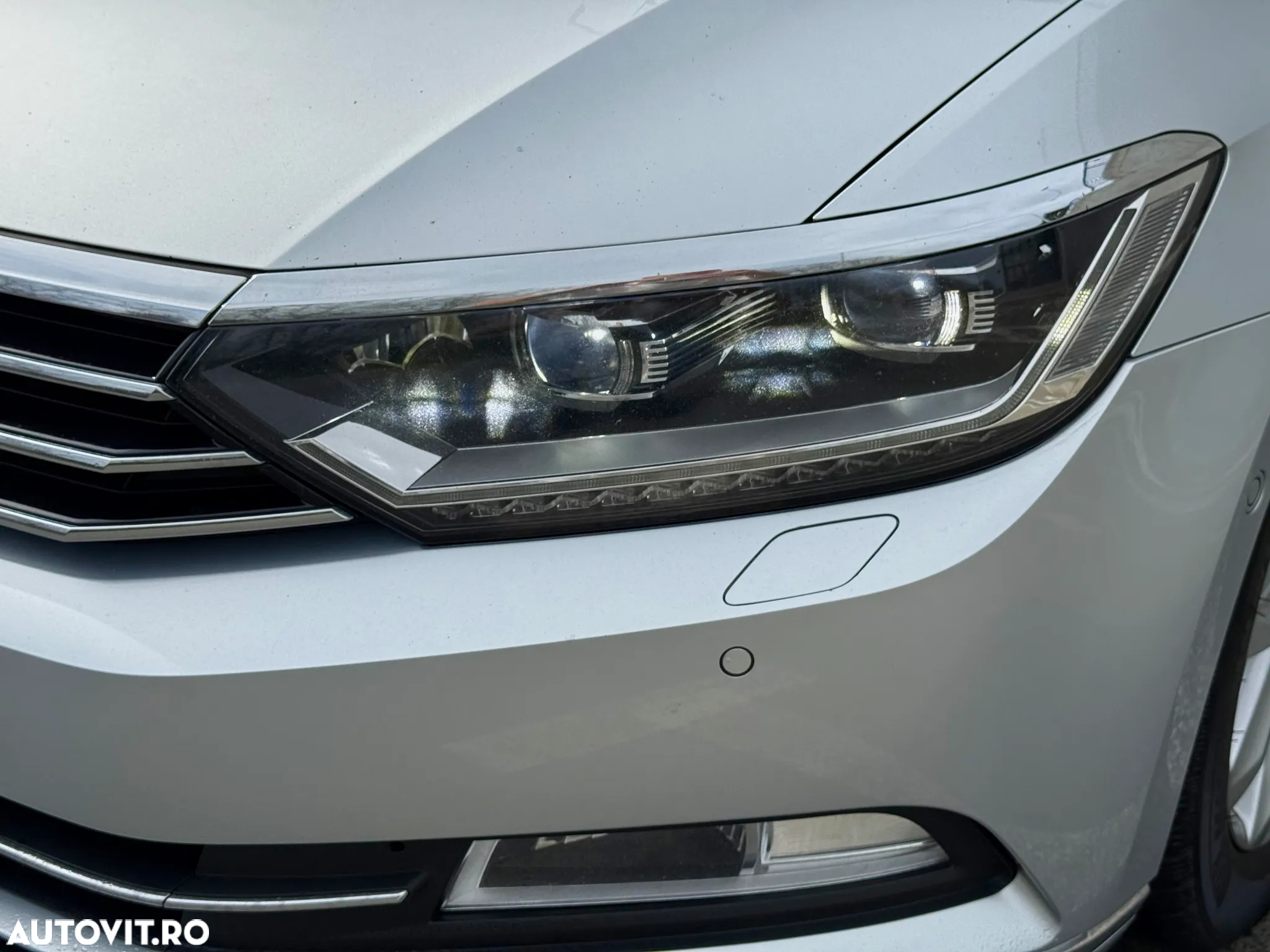 Volkswagen Passat Variant 2.0 TDI SCR 4Motion DSG Highline - 34