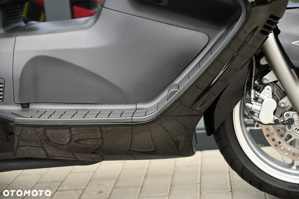 Suzuki Burgman - 30