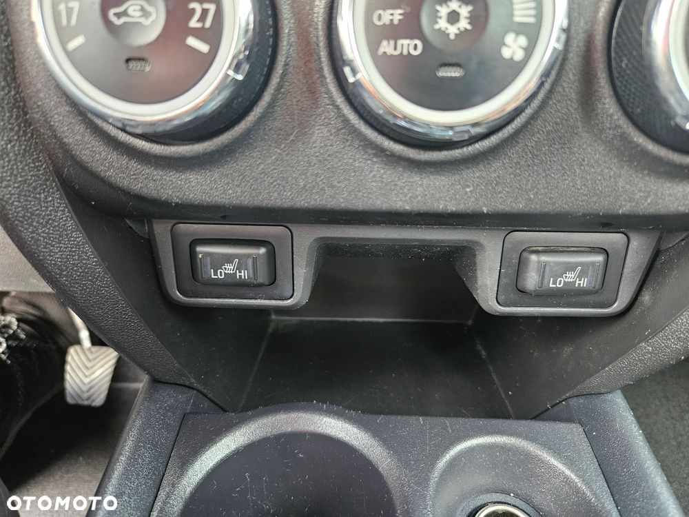 Mitsubishi ASX - 14