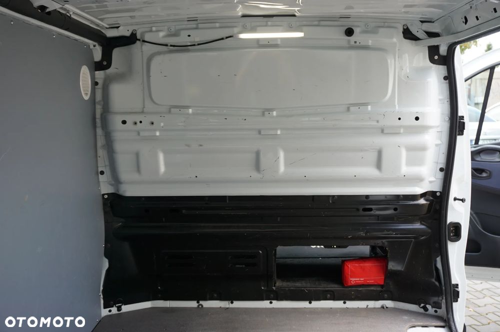 Opel Vivaro - 36