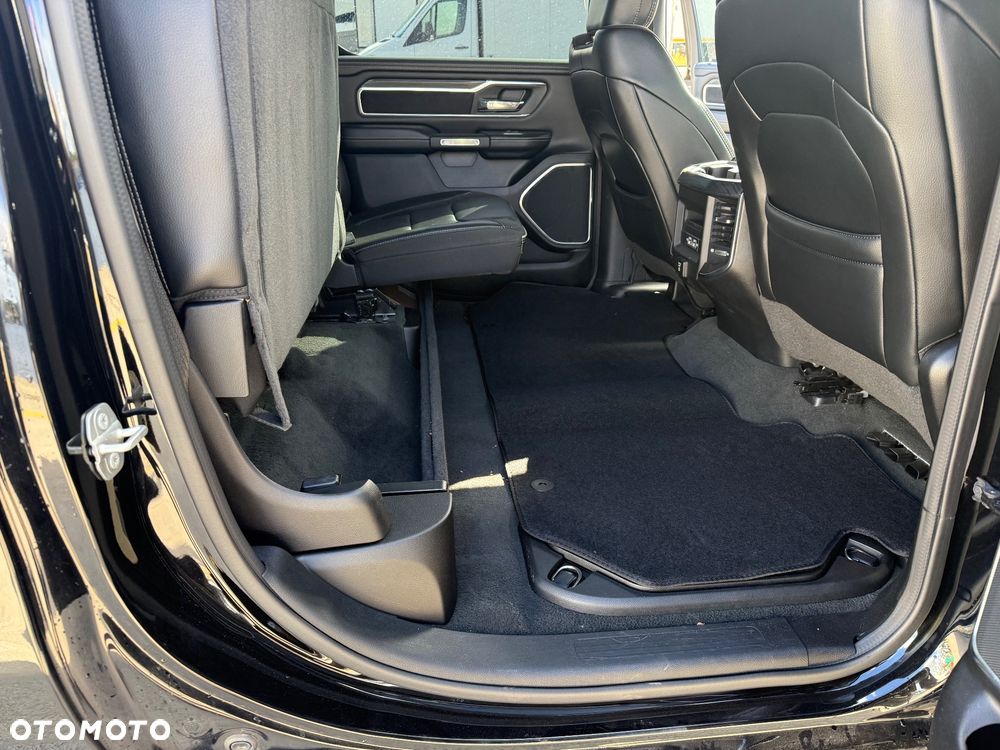 RAM 1500 5.7 Crew Cab Longbed Laramie Black - 22
