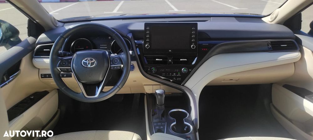 Toyota Camry 2.5 Exclusive - 15