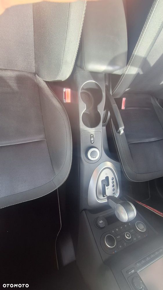 Nissan Qashqai+2 2.0 dCi DPF 4x4 tekna - 16
