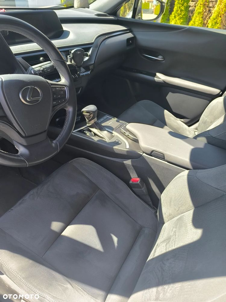 Lexus UX 200 GPF Business 2WD - 8