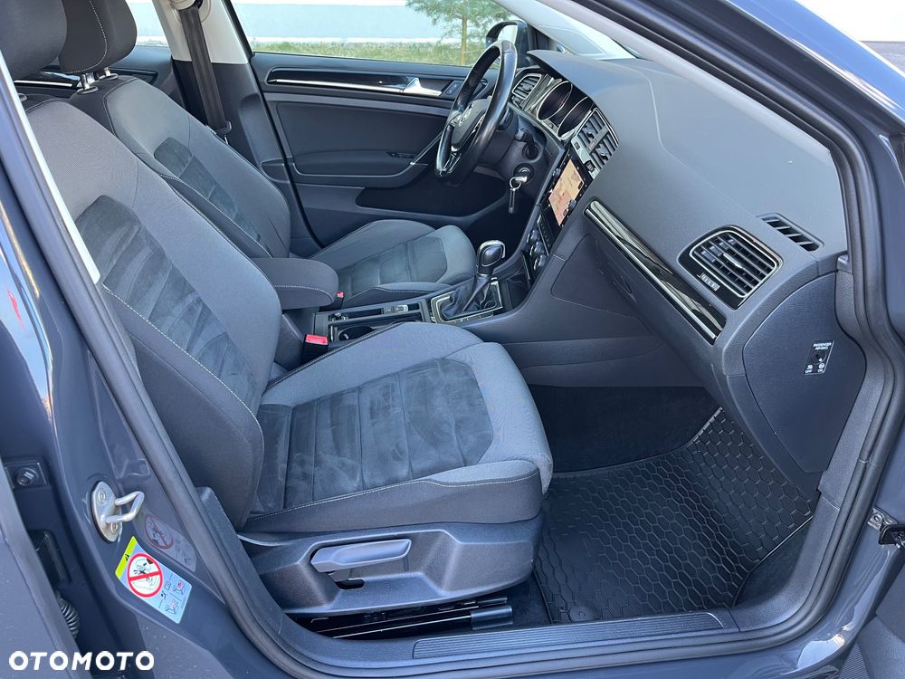 Volkswagen Golf 2.0 TDI (BlueMotion Technology) DSG Comfortline - 16