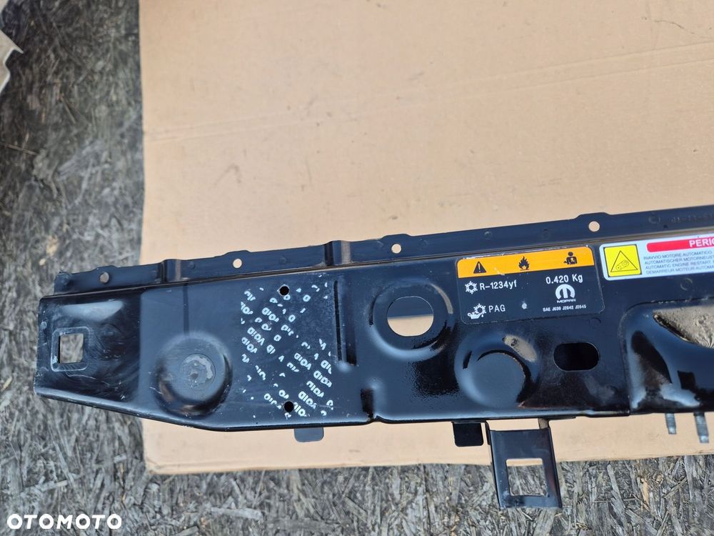 Alfa Romeo Giulietta pas przedni.Oryginał.100 - 9