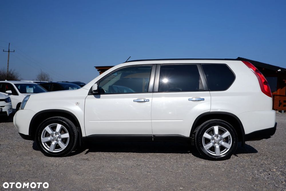 Nissan X-Trail 2.0 dCi 4x4 DPF Automatik Platinum - 37