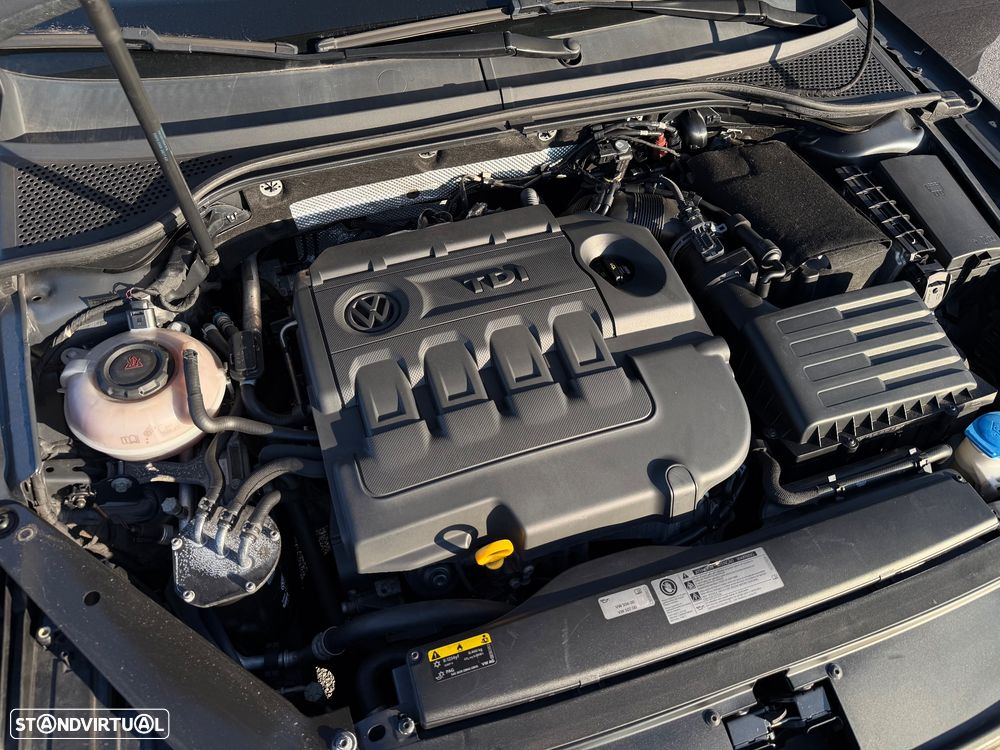 VW Passat Variant 1.6 TDI Confortline - 17
