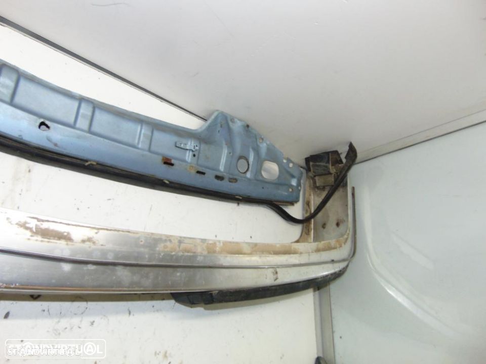 Volvo 244 pára-choques - 9