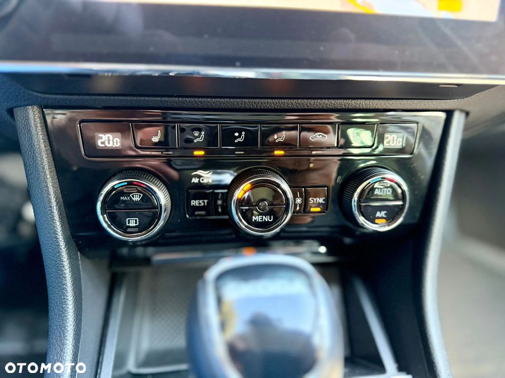 Skoda Superb 2.0 TDI SCR 4x4 Style DSG - 28