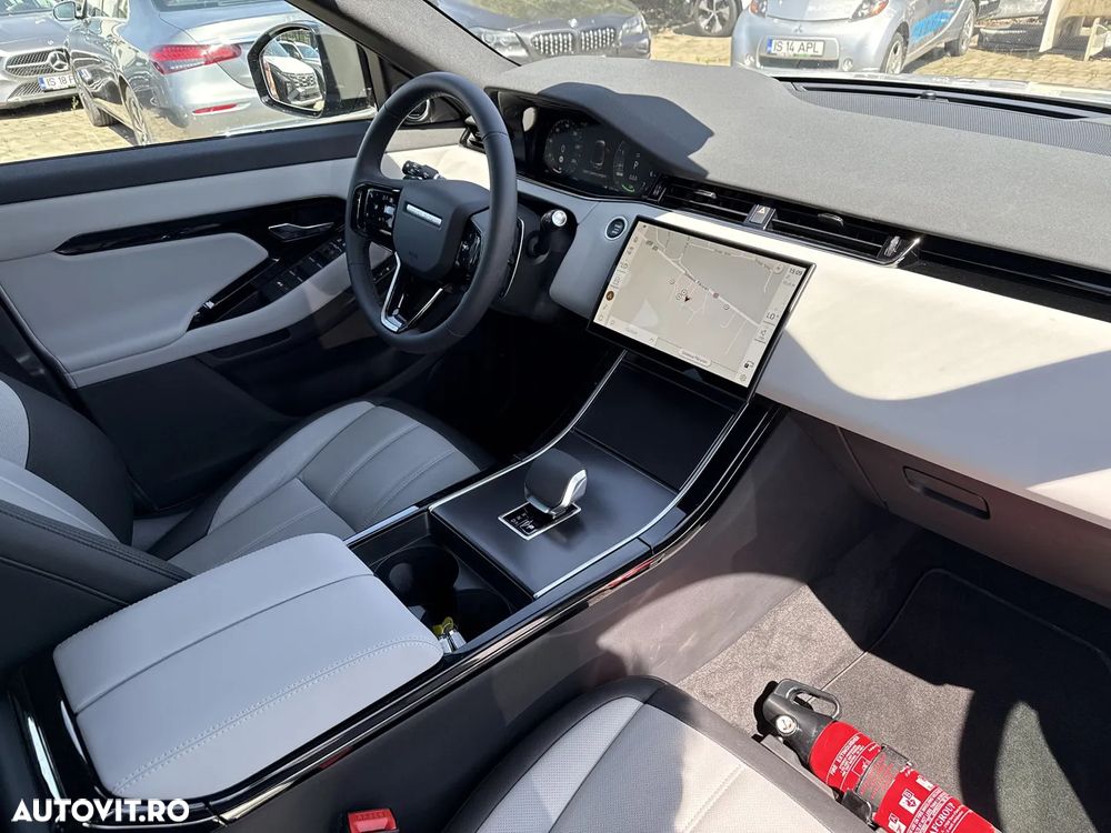 Land Rover Range Rover Evoque - 13
