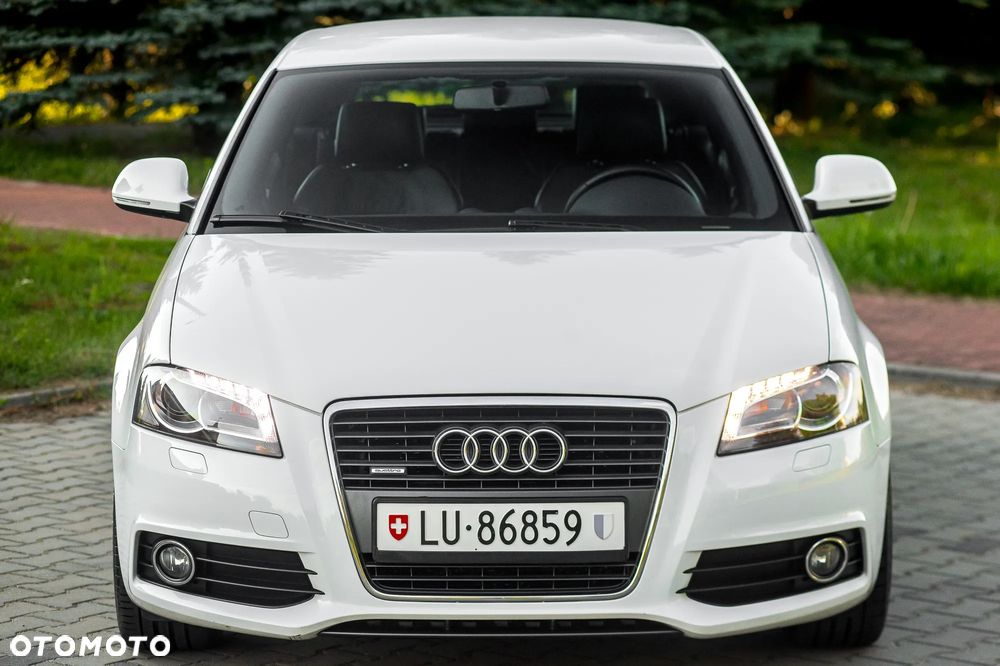 Audi A3 Sportback 2.0 TFSI quattro S tronic S line Sportpaket - 5