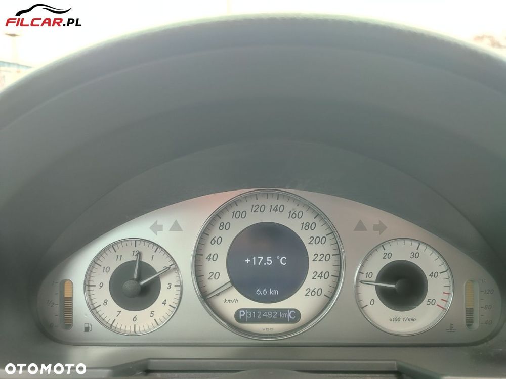 Mercedes-Benz Klasa E - 12