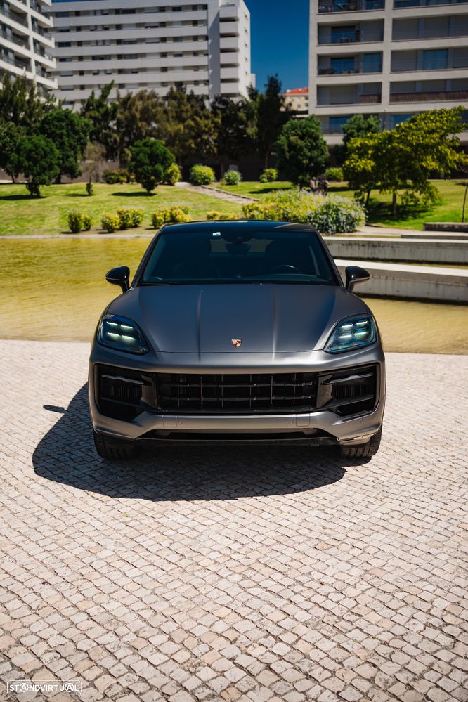 Porsche Cayenne — fotografia 2