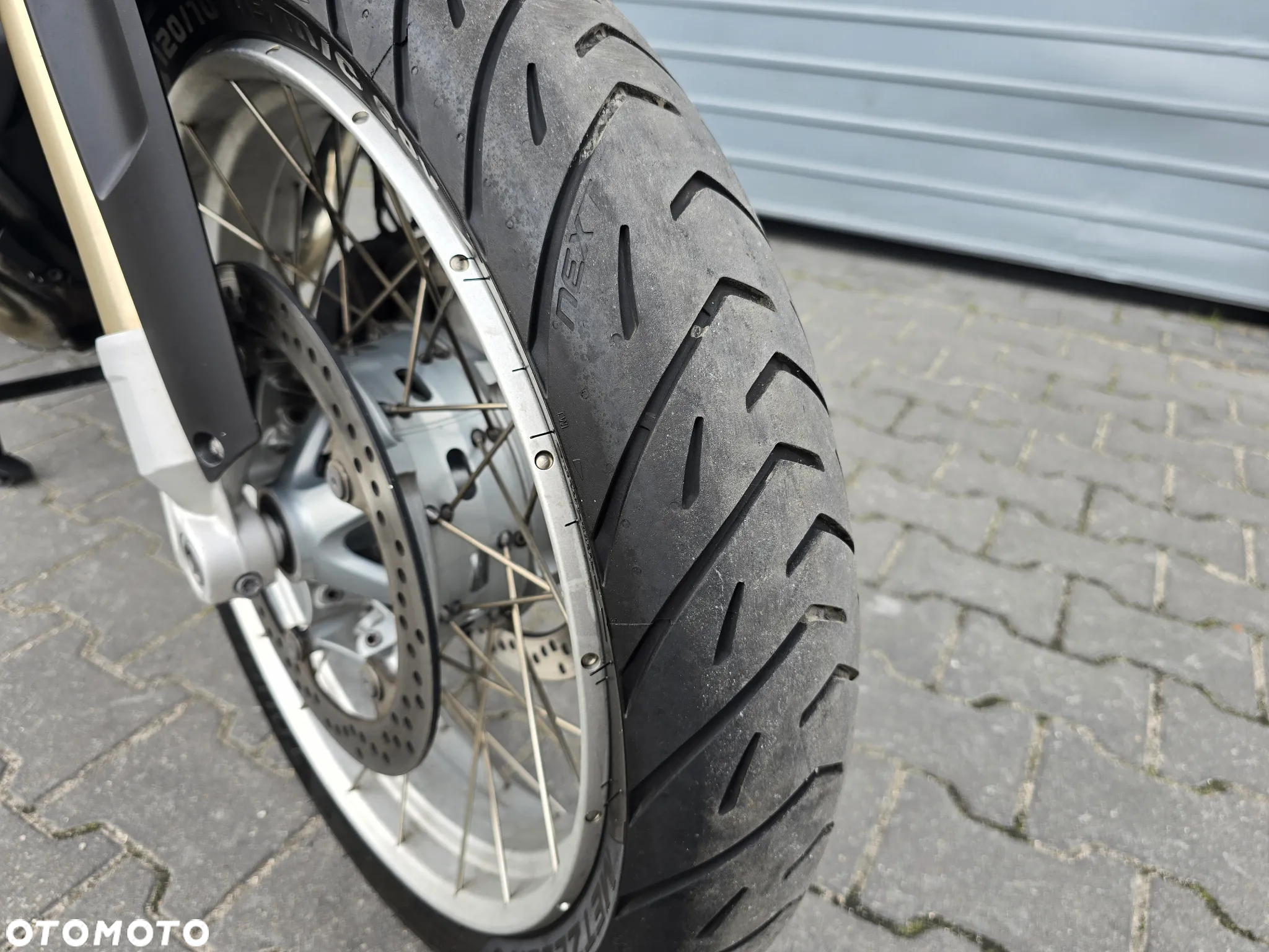 BMW R - 11