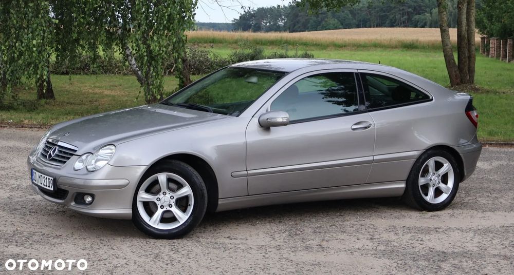 Mercedes-Benz Klasa C 200 Kompressor - 4