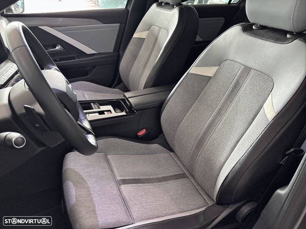 Opel Astra 1.5 D Elegance Aut. - 9