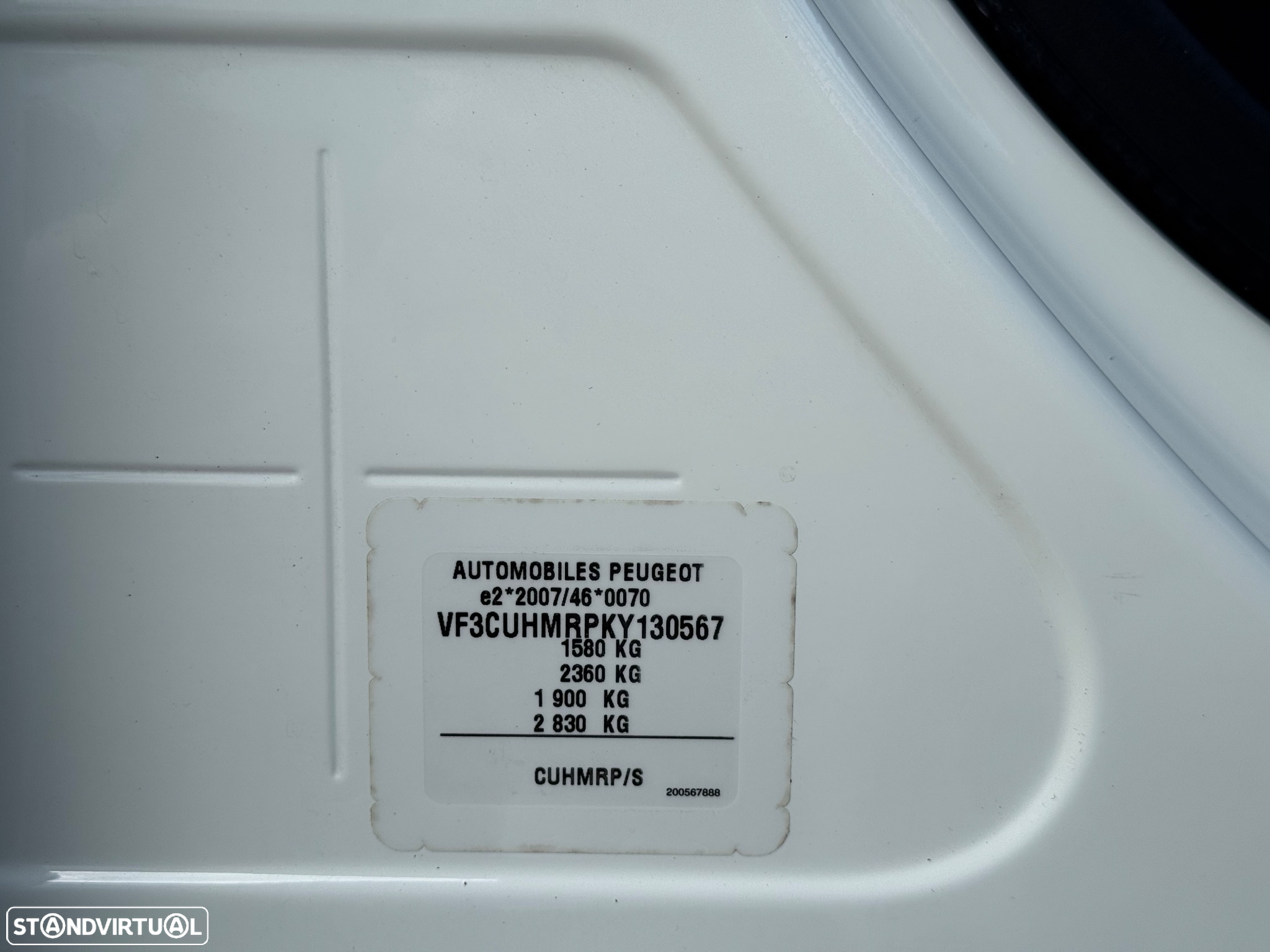 Peugeot 2008 1.2 PureTech Allure - 24