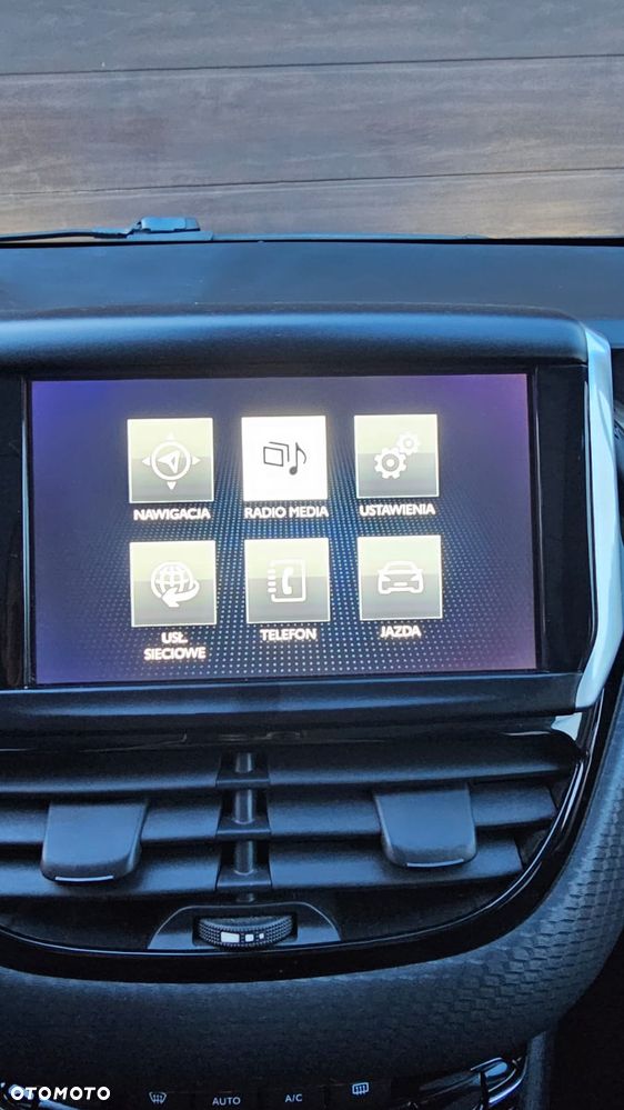Peugeot 2008 1.2 Pure Tech GPF Crossway S&S - 18