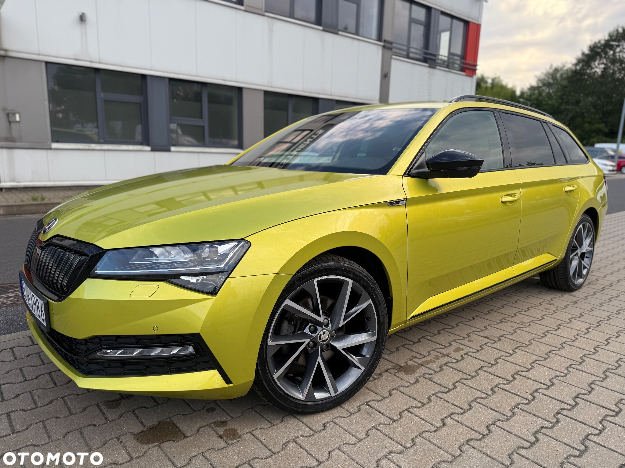 Skoda Superb 1.5 TSI iV DSG Sportline - 7