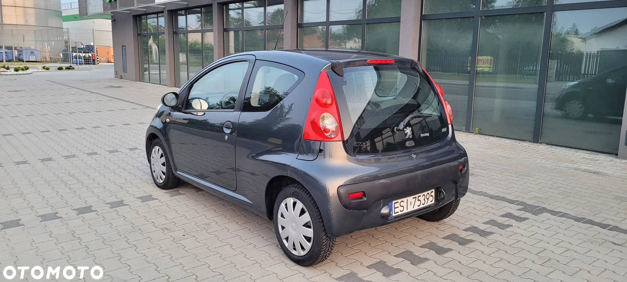 Peugeot 107 1.0 Trendy - 5